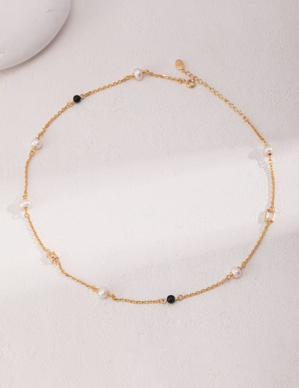 S925 Sterling Silver Vintage Gold Necklace | Pearl & Black Bead Accent | Minimalist Chic
