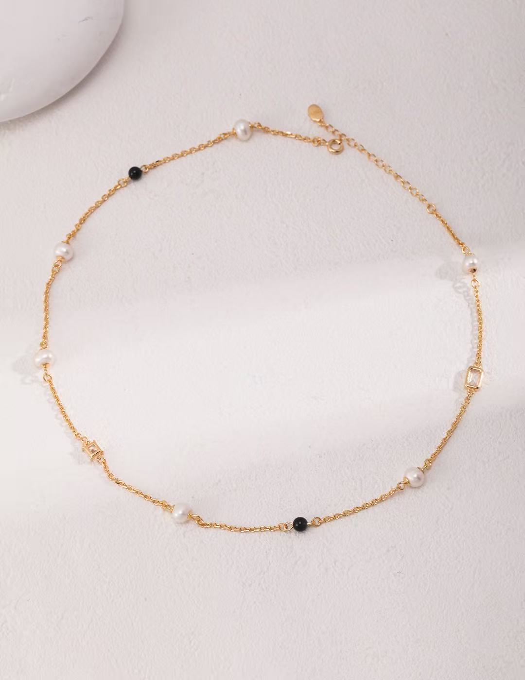 S925 Sterling Silver Vintage Gold Necklace | Pearl & Black Bead Accent | Minimalist Chic