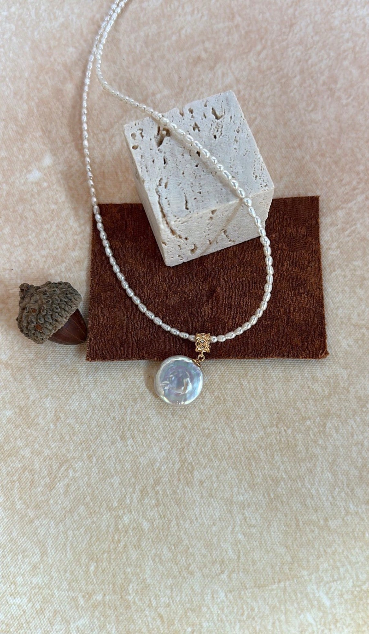 Heritage "Roman" Disc Pearl Pendant Necklace - 14K Gold Filled Accents
