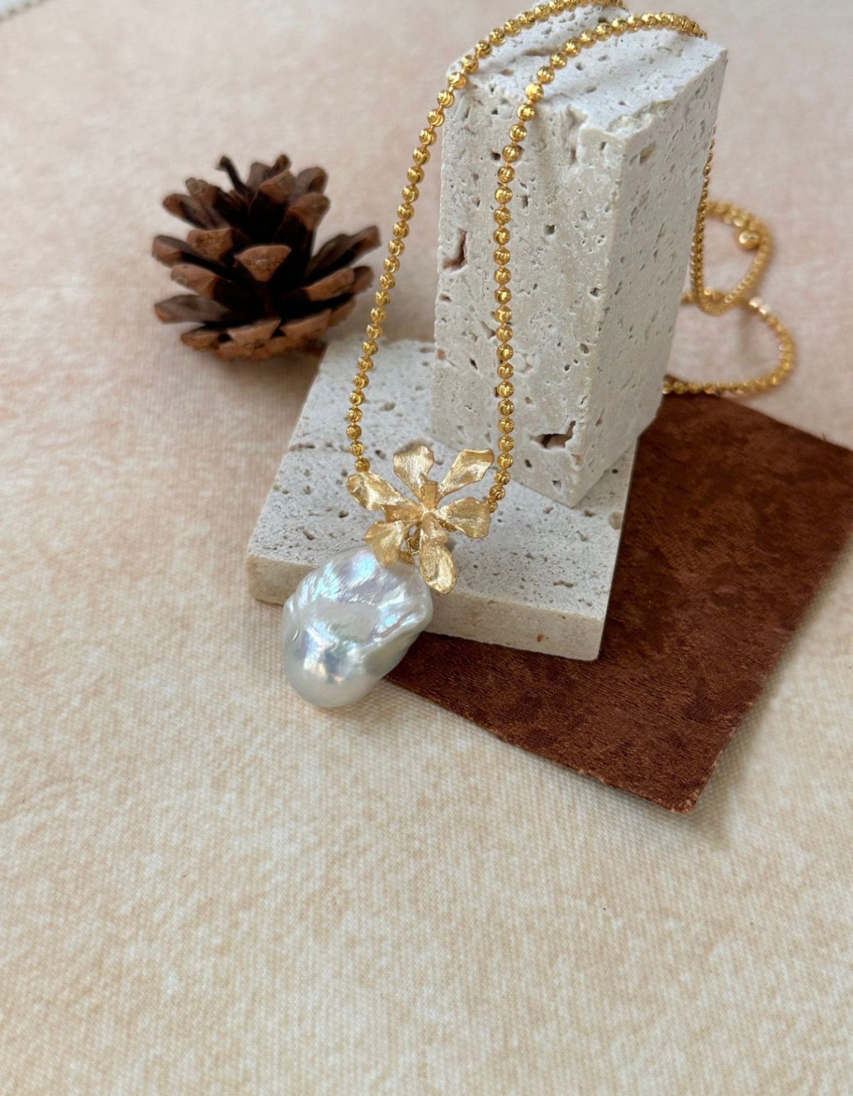 Golden Bloom Baroque Pearl Necklace - 18K Gold Vermeil