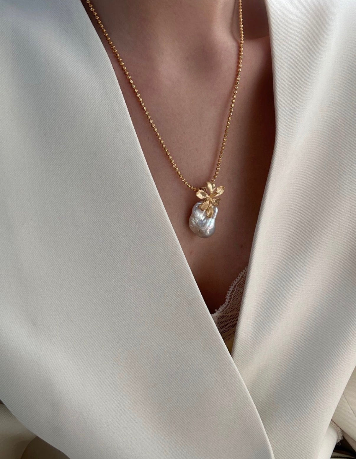Golden Bloom Baroque Pearl Necklace - 18K Gold Vermeil