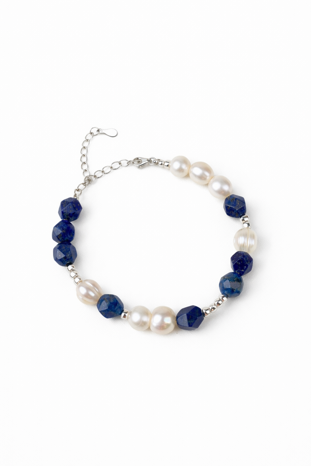 The Midnight Ocean Kyanite Petit Pearls Bracelet