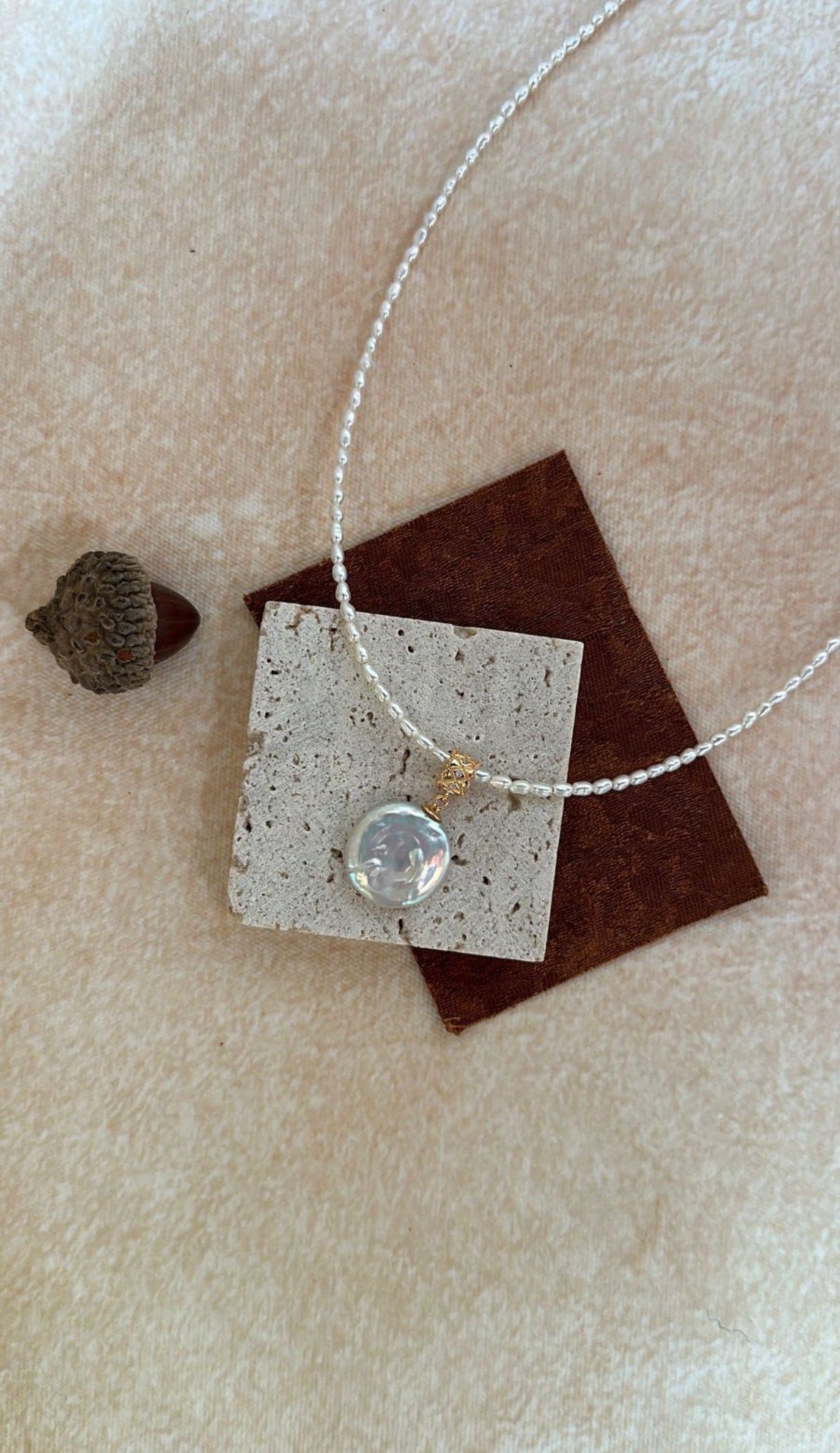 Heritage "Roman" Disc Pearl Pendant Necklace - 14K Gold Filled Accents