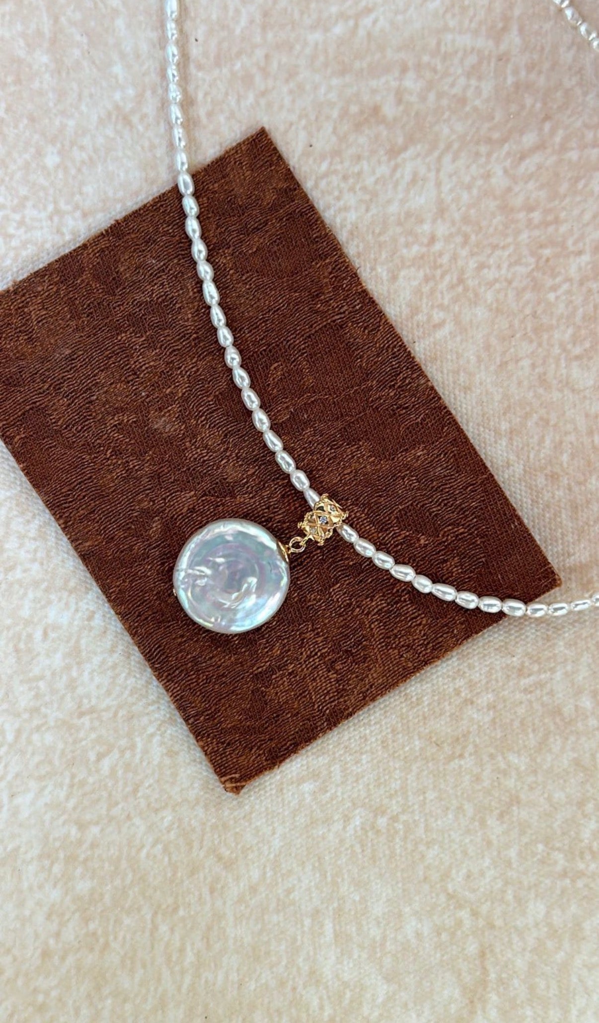 Heritage "Roman" Disc Pearl Pendant Necklace - 14K Gold Filled Accents
