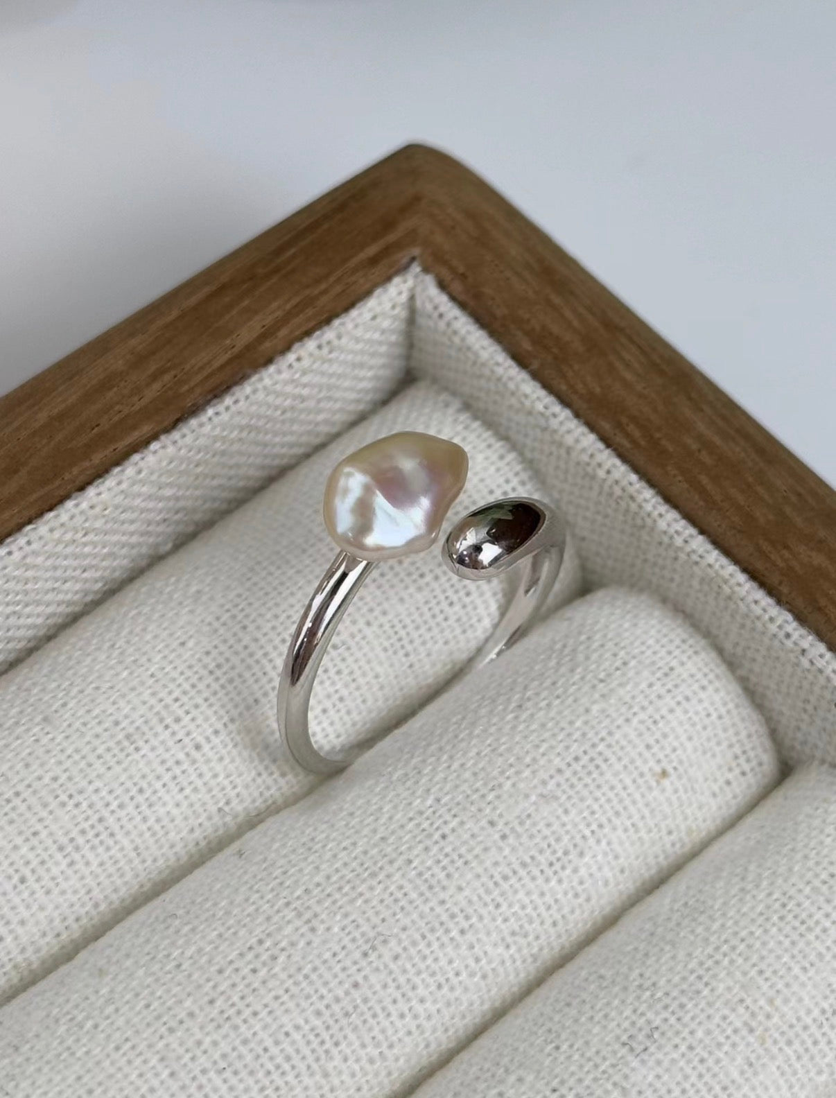 The Convergence Geometric Baroque Ring