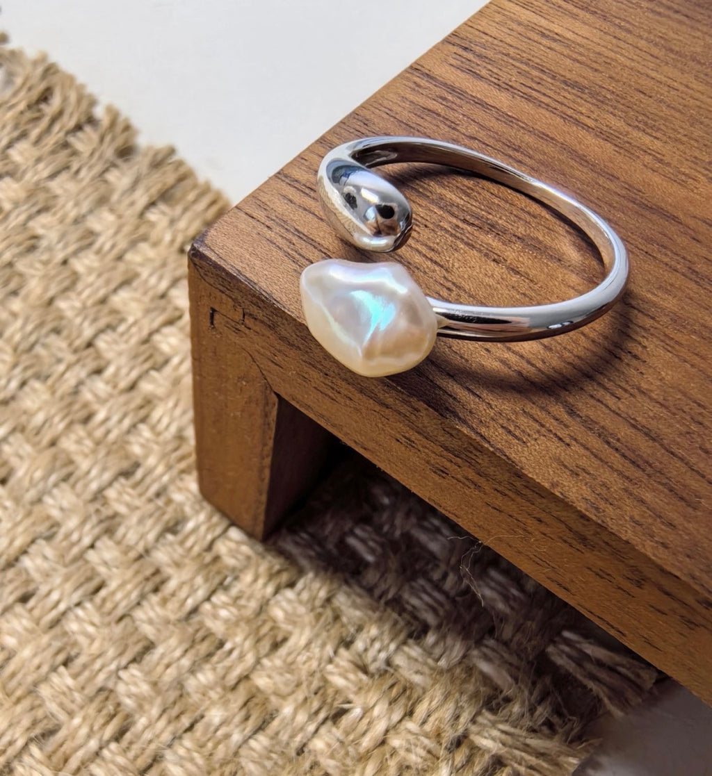 The Convergence Geometric Baroque Ring