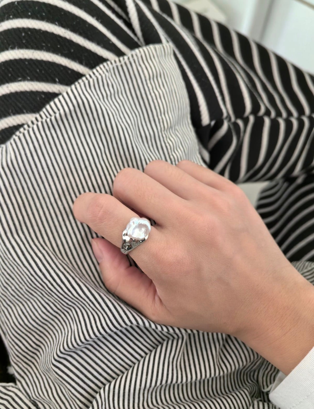 The Oceanic Vault Wide Baroque Ring