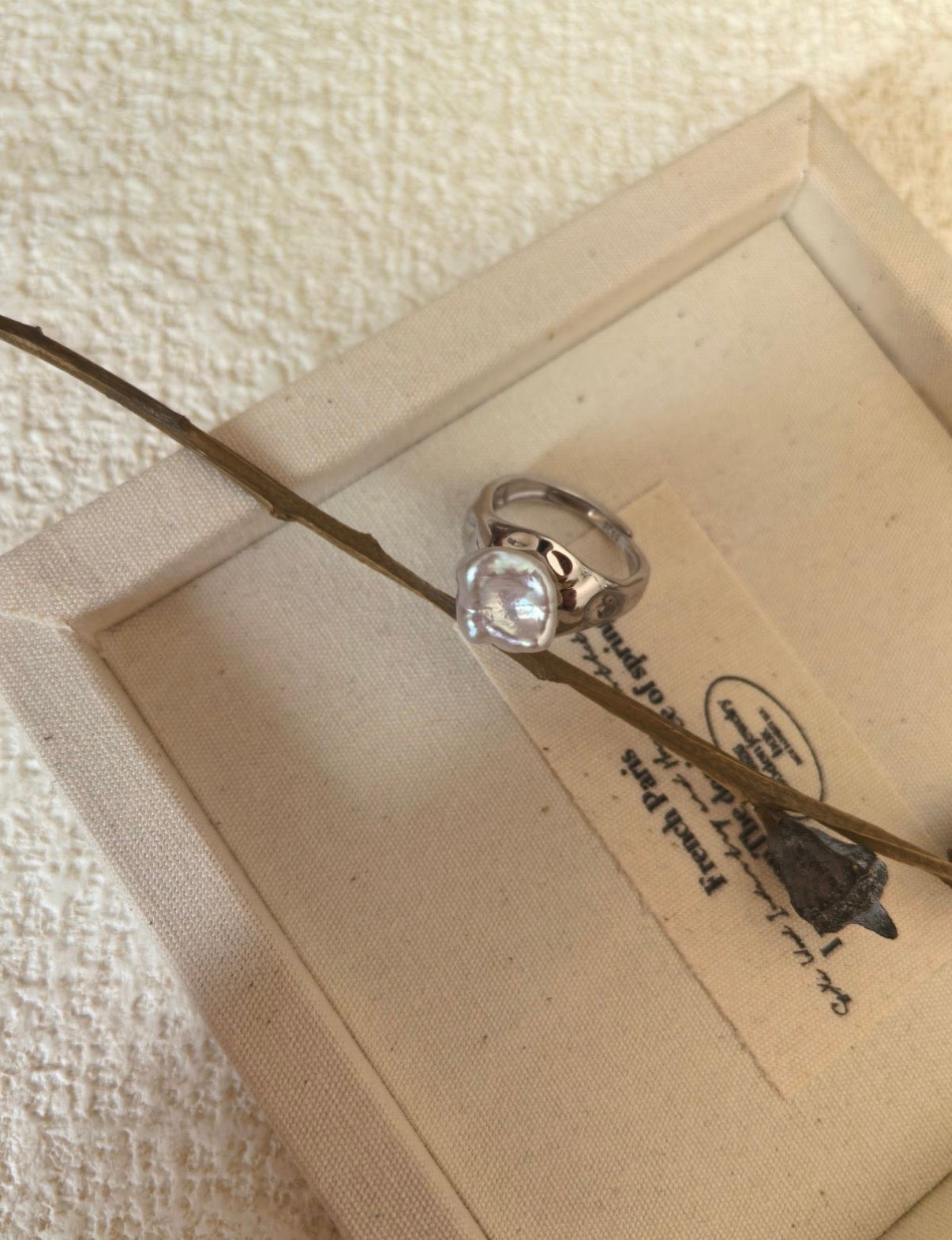 The Oceanic Vault Wide Baroque Ring