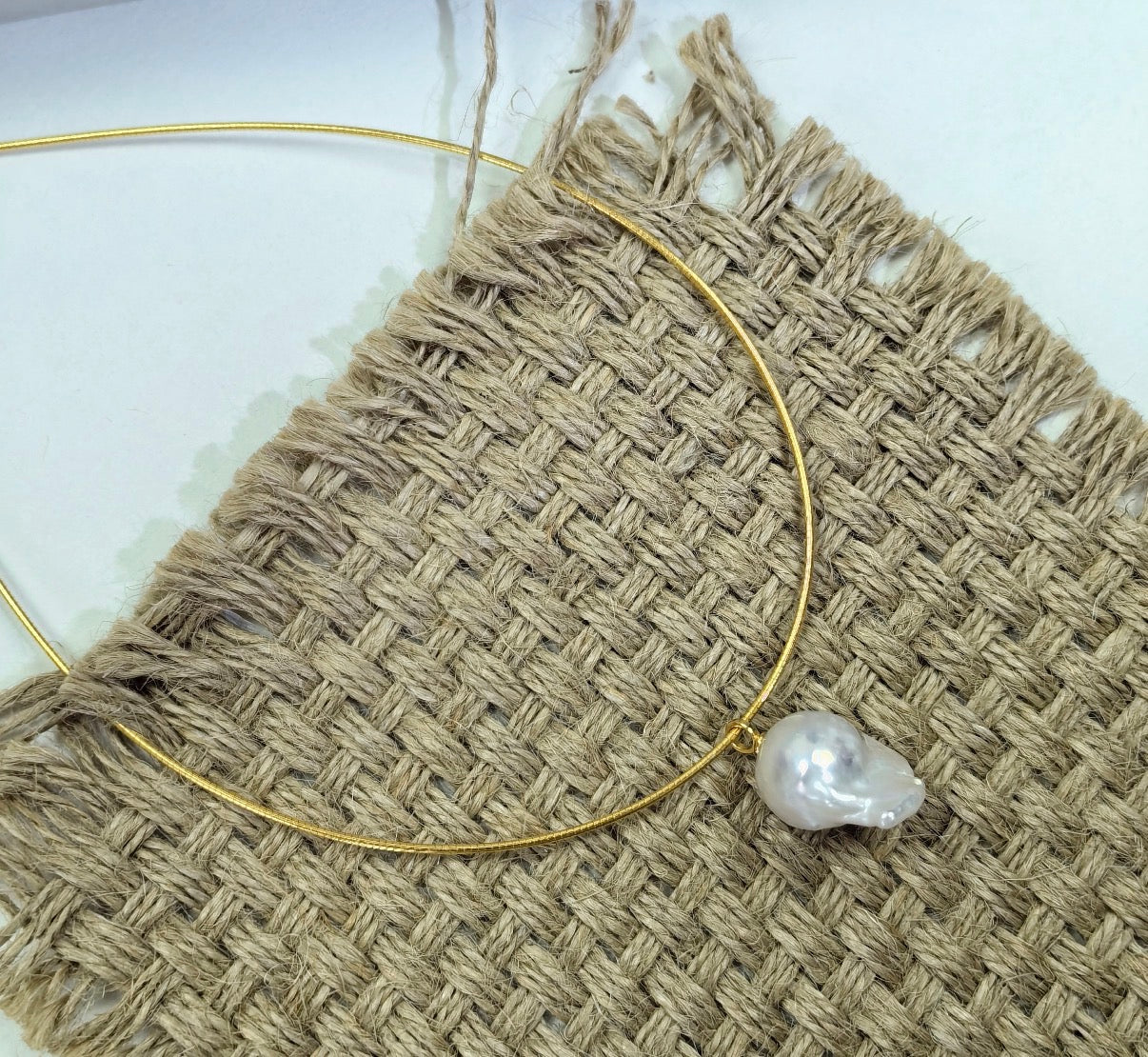 The Baroque Waves Statement Choker