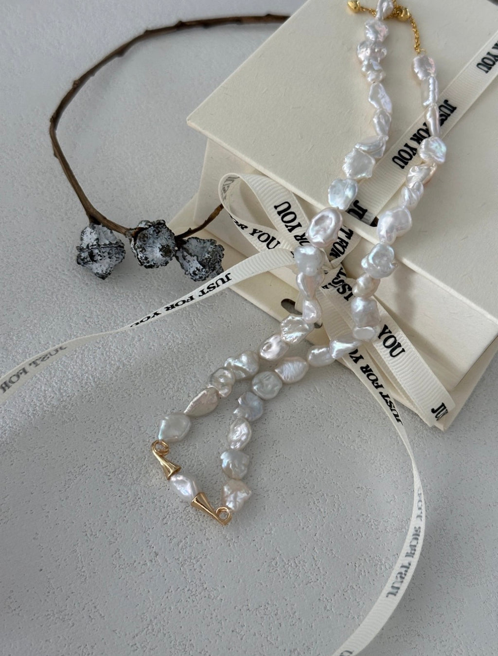 The Moustache" Baroque Pearl Necklace | 18K Gold Plated S925 Silver | Rare Silver-Blue Luster