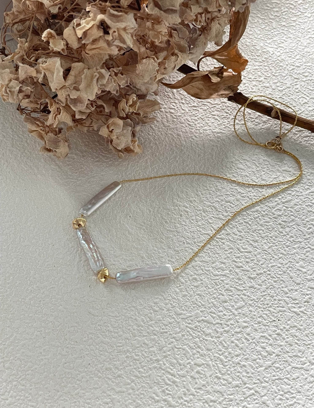 Minimalist Baroque Stick Pearl Necklace | 14K Gold Filled Chain | Modern Geometric Silhouette