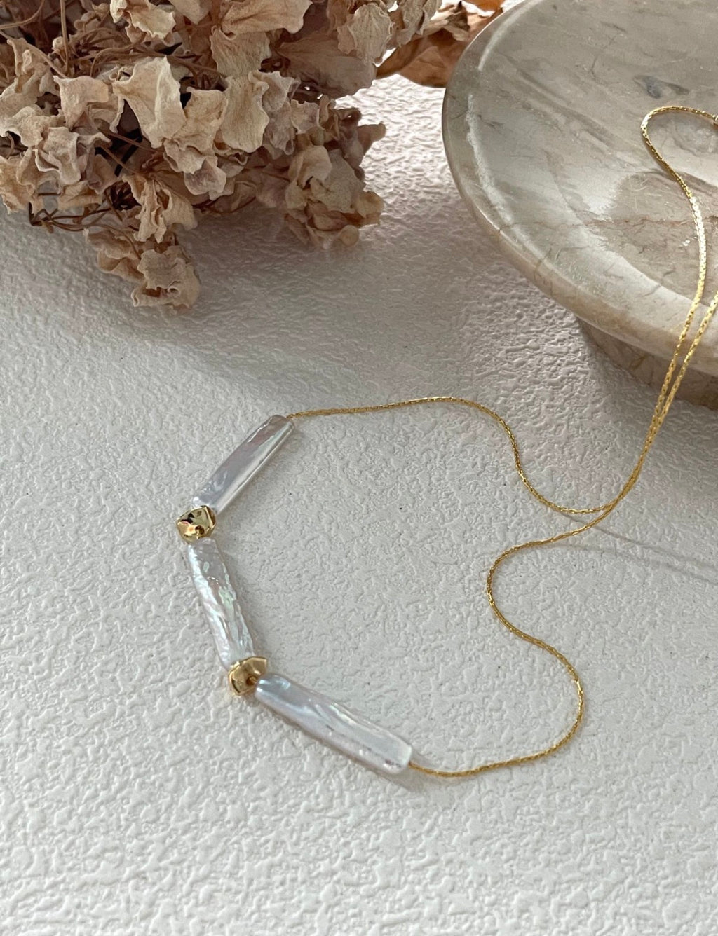 Minimalist Baroque Stick Pearl Necklace | 14K Gold Filled Chain | Modern Geometric Silhouette