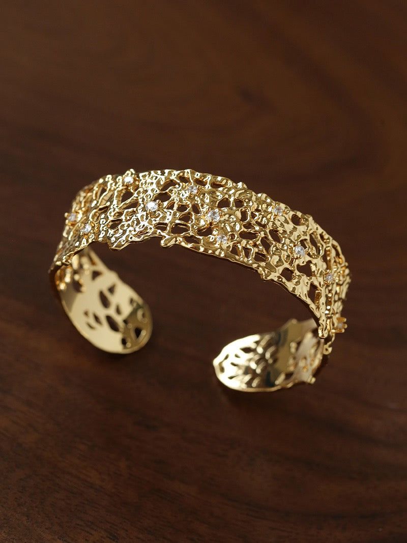 18K The Lace Collection: Intricate Hollow-Out Cuff Bracelet