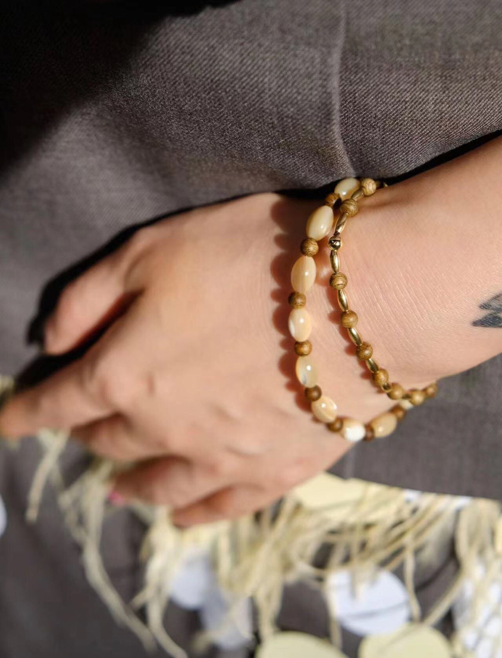 Forest Whispers: Wooden & Shell Double-Layer Bracelet